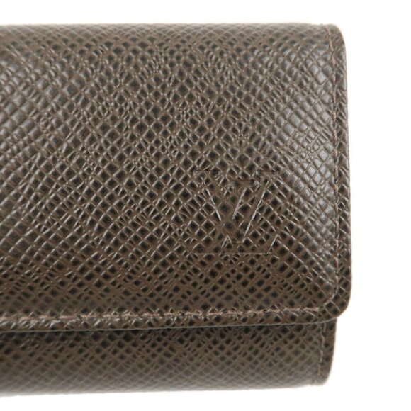 Auth Louis Vuitton Taiga Leather Multicles 6 Key Case Gris - Picture 7 of 14